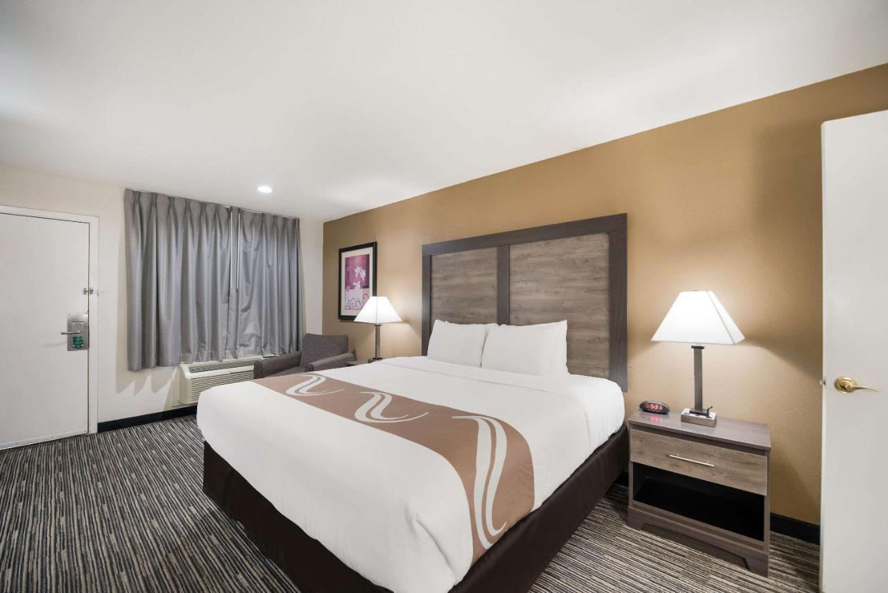 Quality Inn & Suites Лафкін Екстер'єр фото
